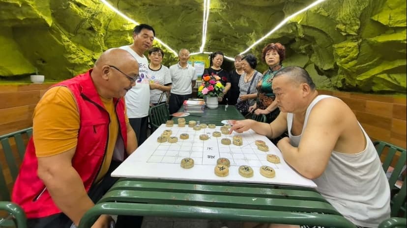 Chongqing Opens WWII Shelters for Summer Cool