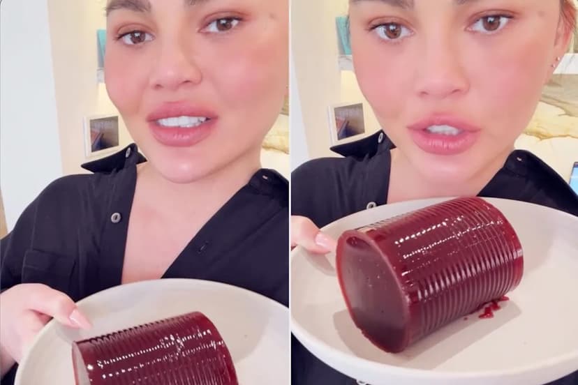 Chrissy Teigen's Thanksgiving: Jellied Sauce & Chicken Feast