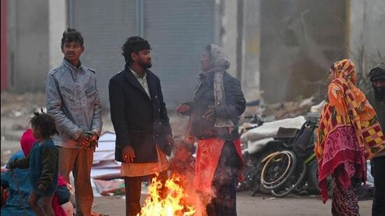 City Air Worsens: Yellow Alert for Cold Wave Issued