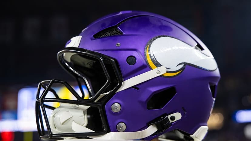 Vikings' CJ Ham Nominated for Walter Payton Award