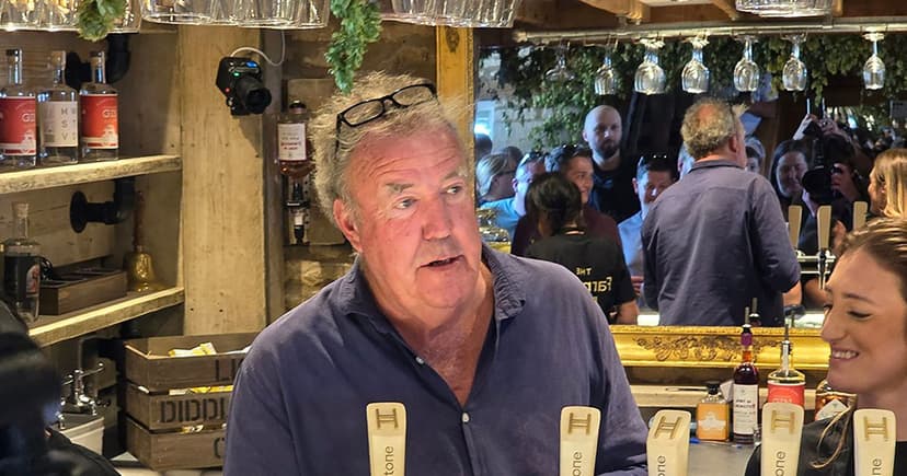 Diner Jokes 'Keeping Glass' After £317 Bill at Clarkson's Pub