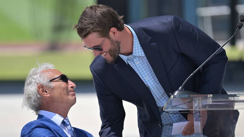 Kershaw Calls Padres-Cubs Wild Card Game