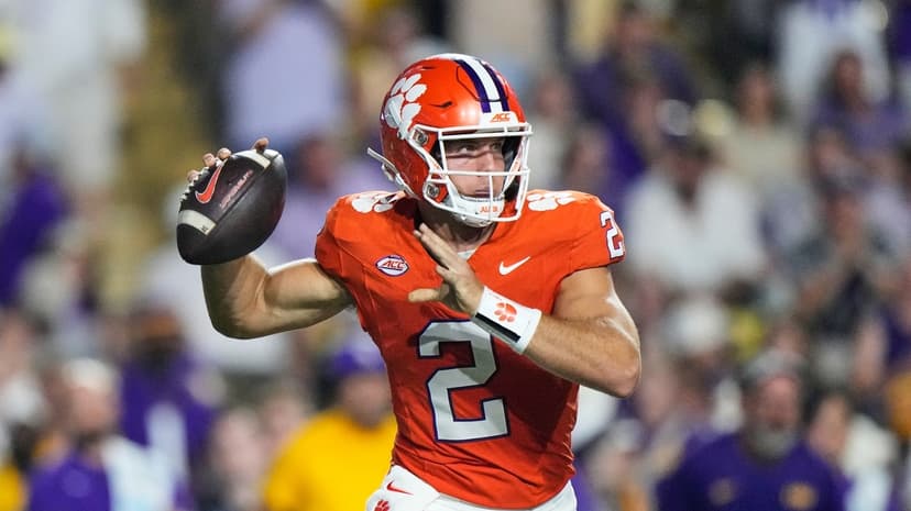 Clemson QB Change: Reynolds Replaces Vizzina