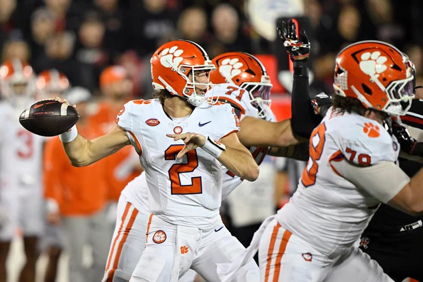 Clemson Stuns No. 21 Louisville in Tight ACC Clash