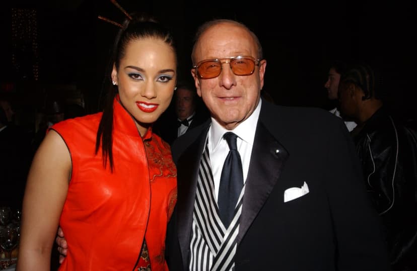 Stars Mourn Visionary Clive Davis
