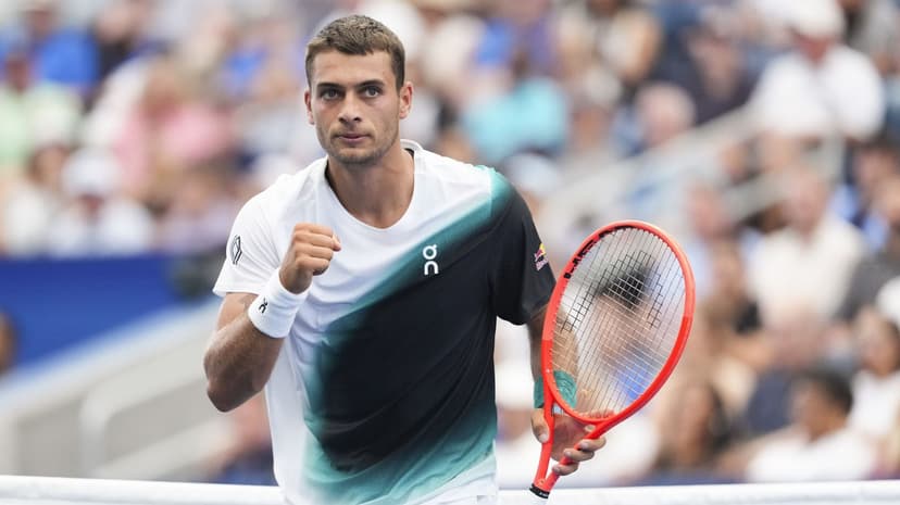 Cobolli Faces Berrettini in Vienna Open Thriller