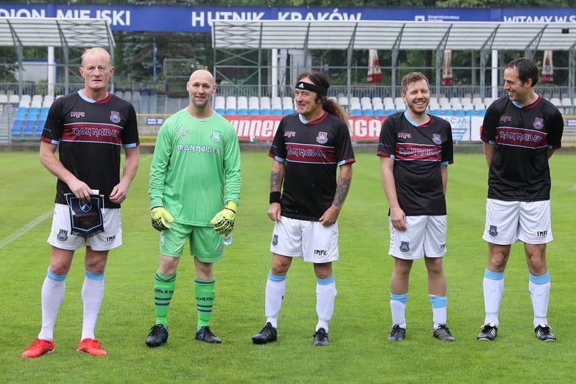Former Football Star Colin Hendry Joins Iron Maiden Tour