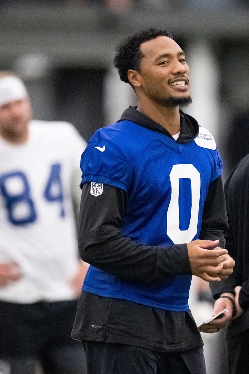Colts QB Jones Struggles in Practice, Defense Dominates