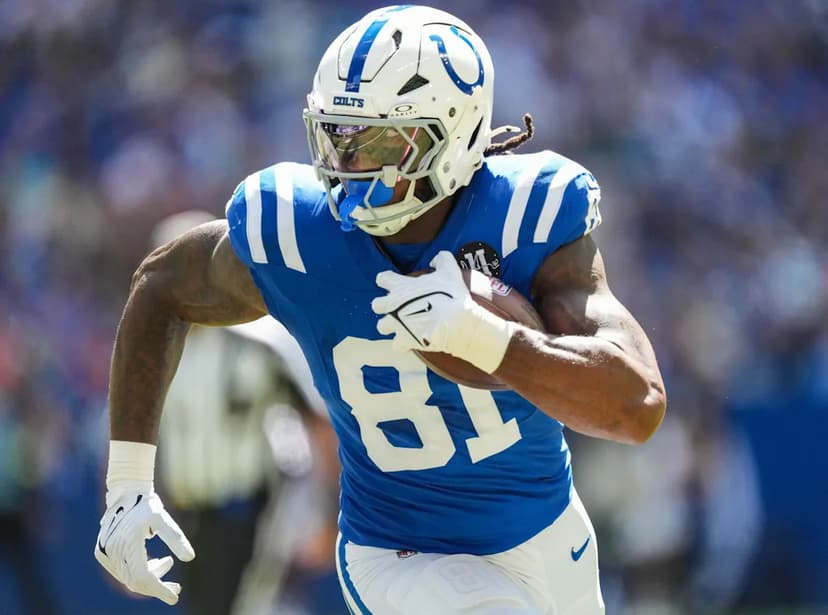 Colts Secure Alie-Cox for Another Year