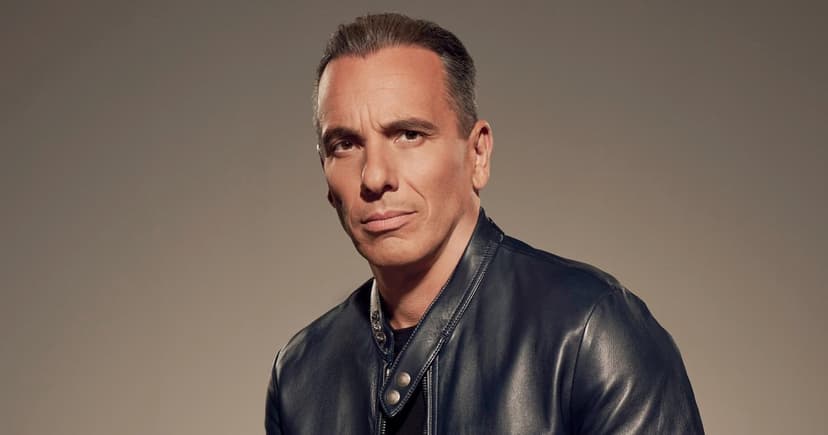 Comedian Sebastian Maniscalco Reflects on Rise from Waiter to Sold-Out Superstar