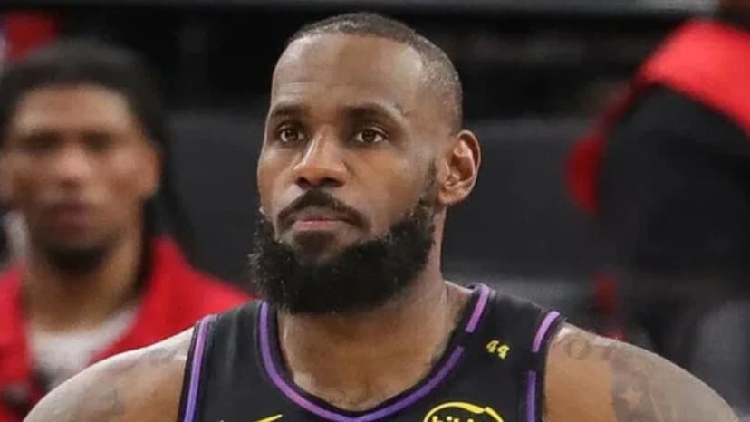 Flagg Defense Outshines Rookie LeBron, Analyst Claims