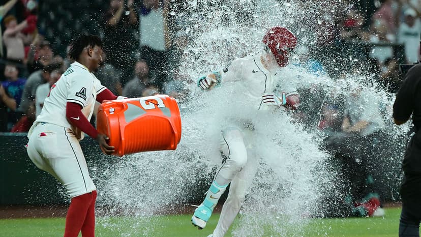 Carroll's Blast Keeps Diamondbacks' Playoff Hopes Alive