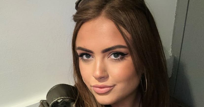 UK Officer's Corfu Holiday Tragedy: Family Seeks Answers