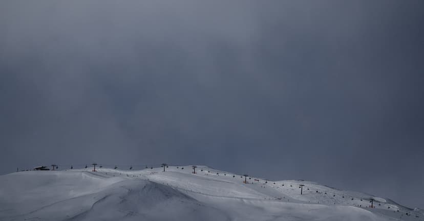 Cortina Olympics Cable Car Faces Last-Minute Delays