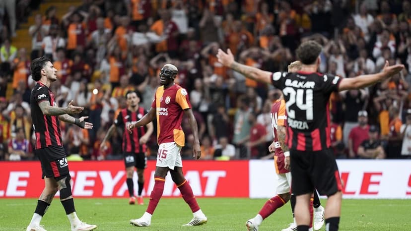 Corum Shocks Galatasaray: 10 Men Draw 2-2 in Opener