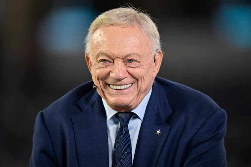 Jerry Jones Celebrates Eagles' Late-Season Slump