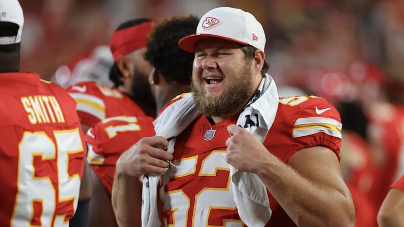 Chiefs' Humphrey Favored for Protector of Year