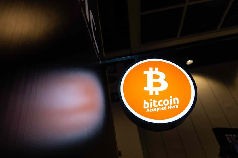 Crypto Stocks Tumble Ahead of Senate Vote