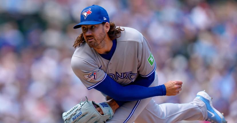 Cubs Acquire Veteran Pitcher Kevin Gausman
