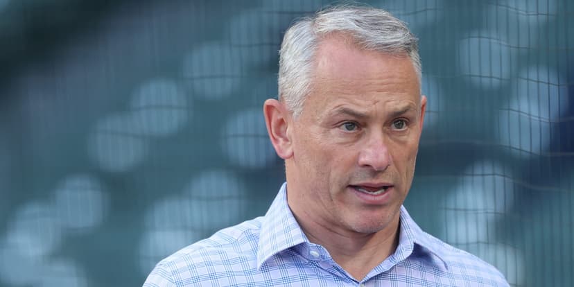 Cubs' Rollercoaster Season: Hopes High Despite Injuries