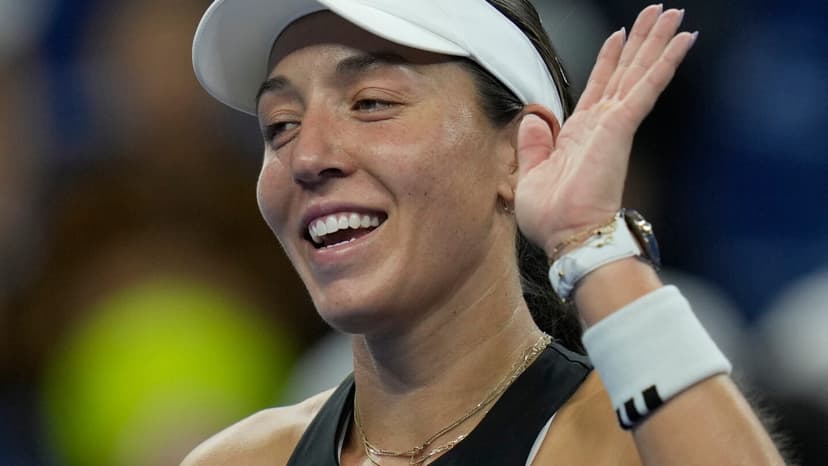 American Pegula Rallies to Reach China Open Semifinals, Faces Rising Czech Noskova