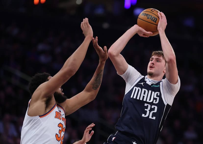 Mavericks Trade Davis, Fully Embrace Flagg Era