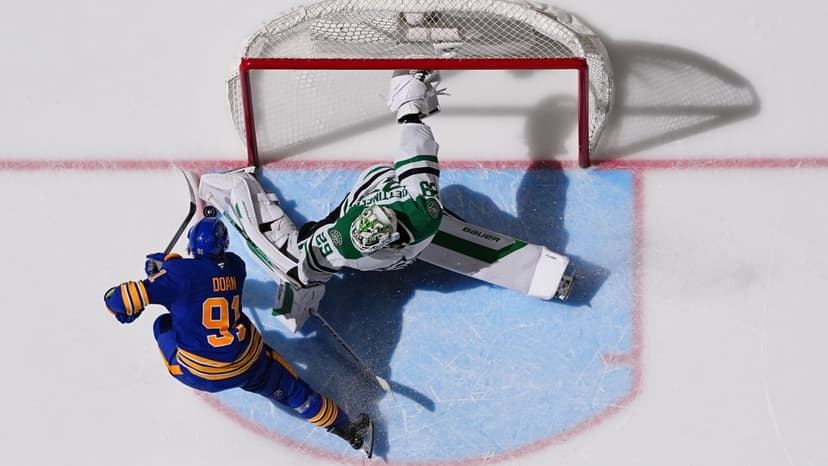 Wyatt Johnston Stars in Stars' Regular-Season Ender