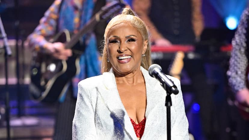 Legendary Darlene Love, 85, Eyes New Chapter