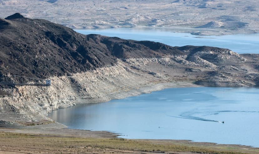 Data Centers Clash With Water Crisis in West