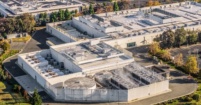 Data Centers Thirsty: Water Scarcity Threatens Tech Growth