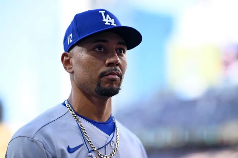 Dodgers' Roberts Hints at Retirement Timing