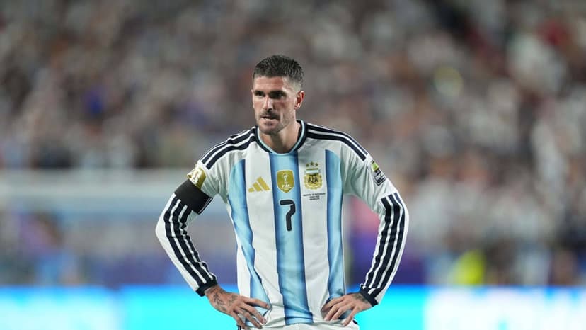 De Paul Benched: Argentina's Tactical Gamble vs. England