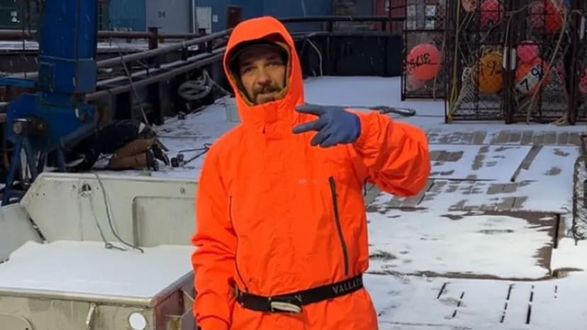 Harrowing Rescue: Deadliest Catch Star Dies After Bering Sea Fall