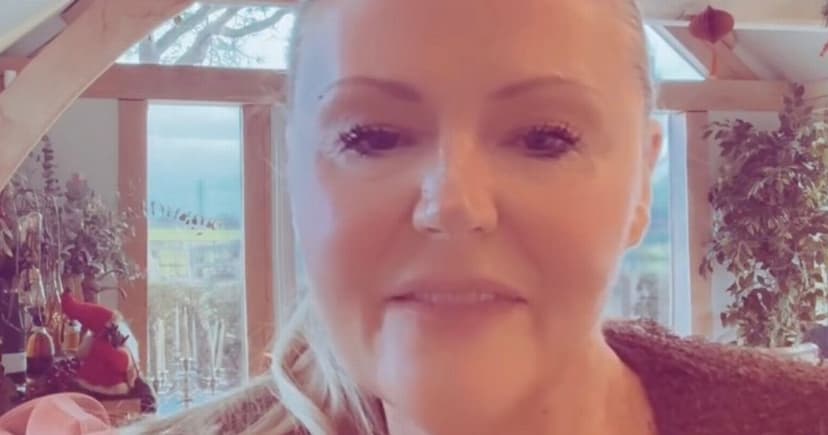 Cheshire Star Fights Tonsil Cancer, Urges Check-ups