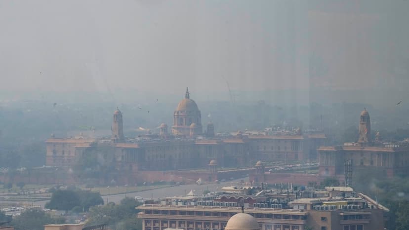 Delhi's Air Cleans Up, Then Quickly Worsens