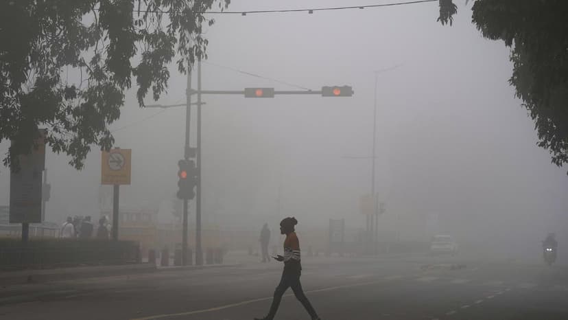 Delhi Choked: Dense Fog Grips Capital