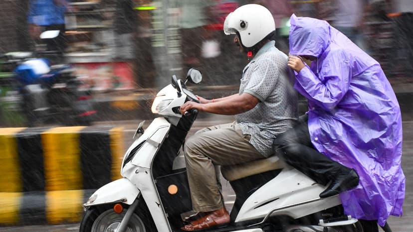 Delhi-NCR Braces for Heavy Rains, Thunderstorms