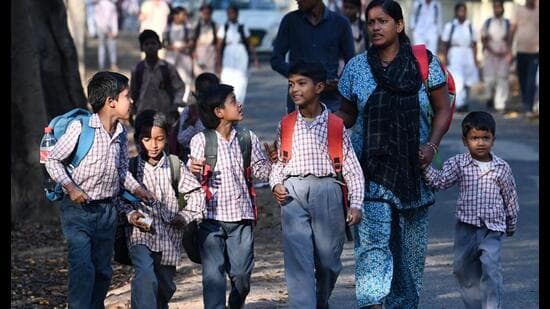 Delhi Schools Beat the Heat: Hydration & Shade Key