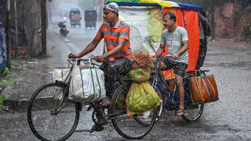 Post-Monsoon Showers Bring Relief to Delhi NCR Heat