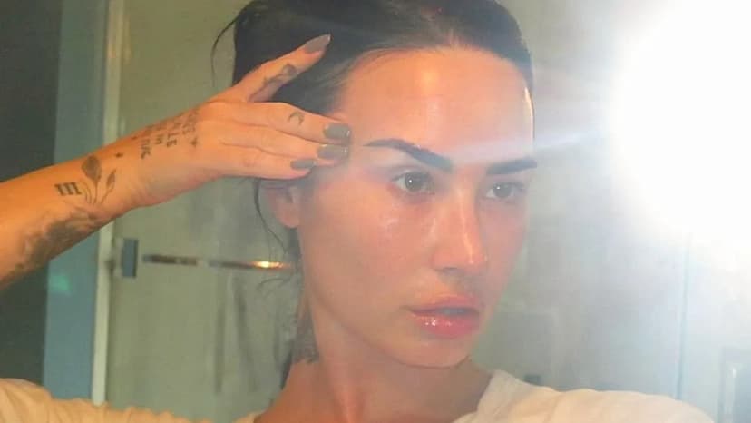 Demi Lovato's Y2K Digital Camera Throwback