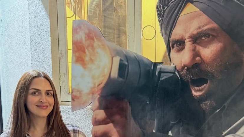 Deol Family Reunites for Border 2 Screening