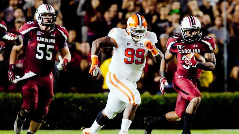 Venables Hires Former Tiger DL DeShawn Williams