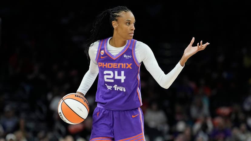 WNBA Star Bonner Leaves Phoenix Mercury for Title Chase