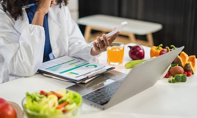 AI Interview Cheat Caught, Dietitian Struck Off