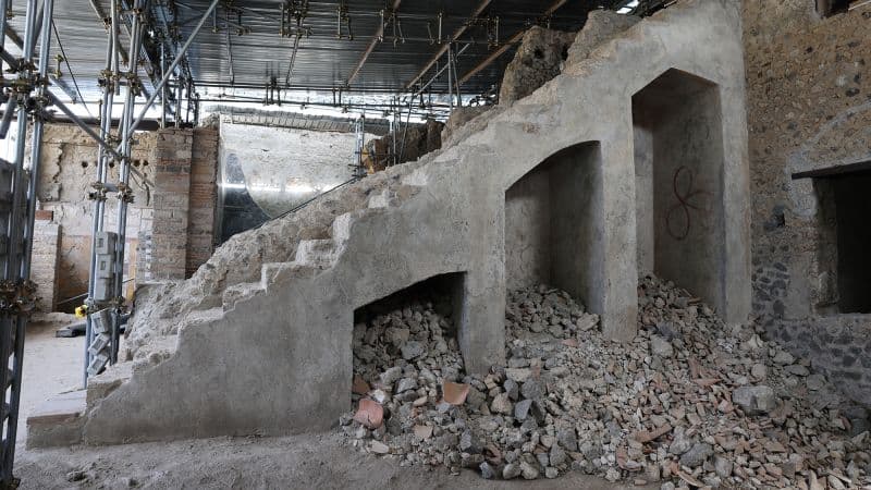 Lost Pompeii Towers Revealed by Digital Dig
