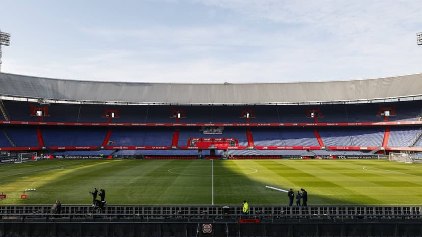 Kuijt's Feyenoord Dream: Managerial Ambitions Revealed