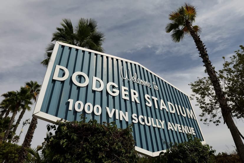 Dodgers Strike Landmark Deal: Uniqlo Enters Dodger Stadium