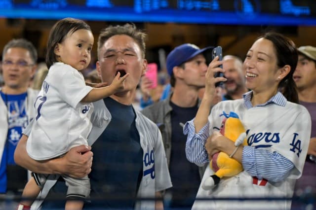 Dodgers Shatter Attendance Record - 4M+ Fans!