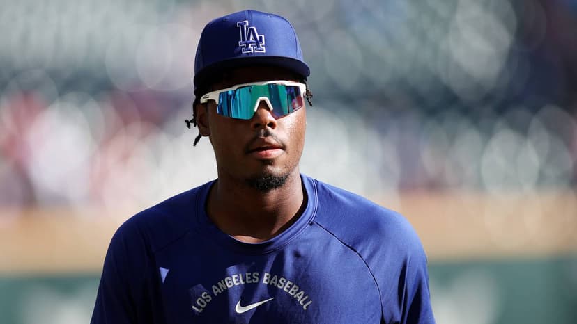 Dodgers Prospect De Paula Joins NLCS Roster