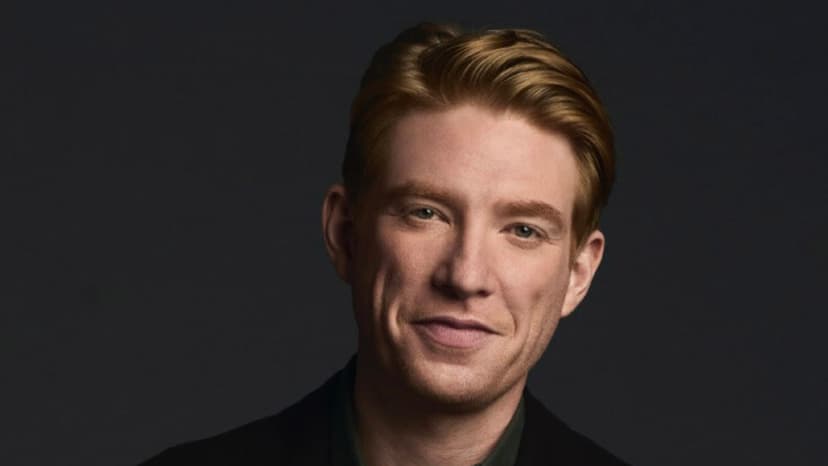 Gleeson Honored at Oscar Wilde Awards
